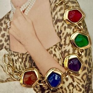 Vintage Avon Kenneth Jay
Lane KJL Gemstone Bracelet
